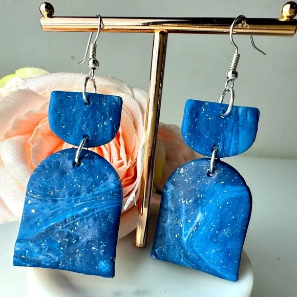 Marble design Glittery Hand made Light weight statement - Gorgeous earrings - Picture 7 of 10